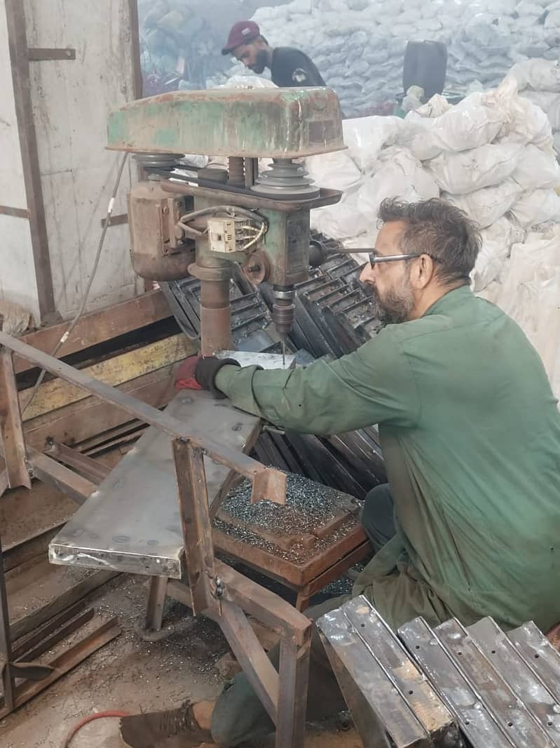 China fix joint 2 bolts/New Shuttering jacks/England fix joint 2 bolt

                                                            alt=