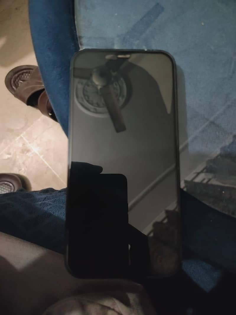 IPhone 12 factory unlock

                                                            alt=