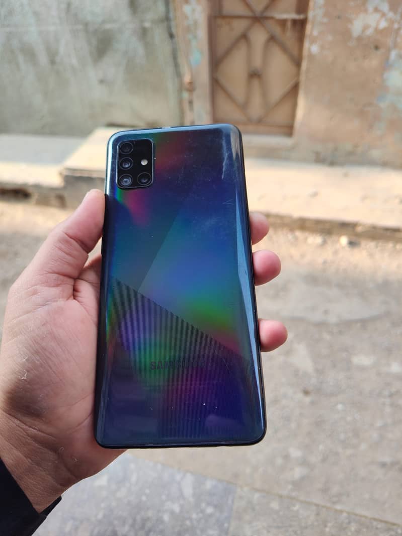 samsung galaxy A51 official dual approved

                                                            alt=