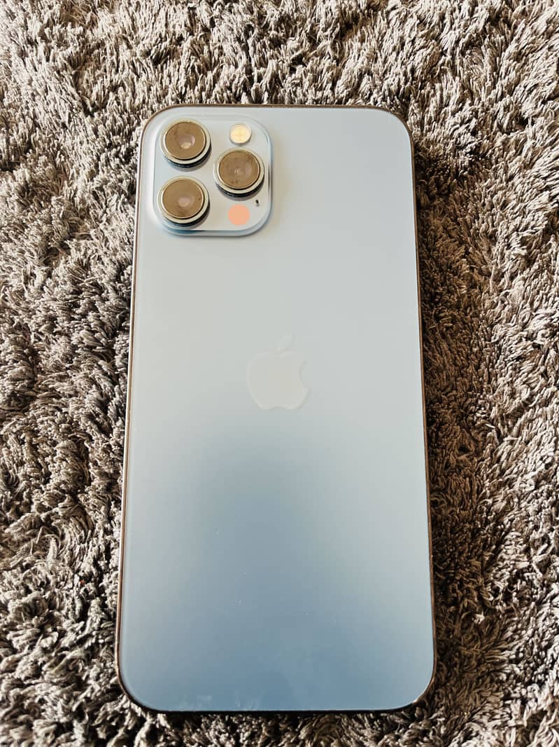 iPhone 12 Pro Max water pack 128 gb

                                                            alt=