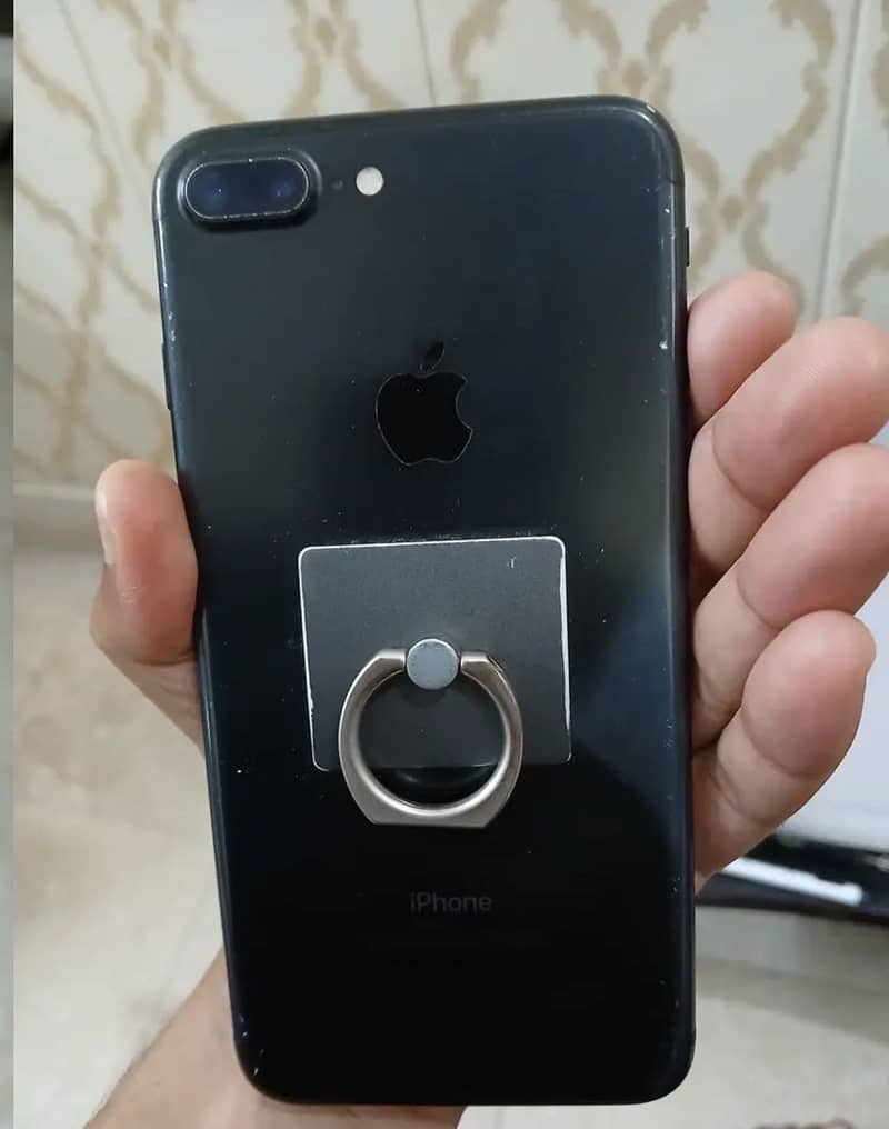 iPhone 7 Plus PTA Approved 128gb with box

                                                            alt=