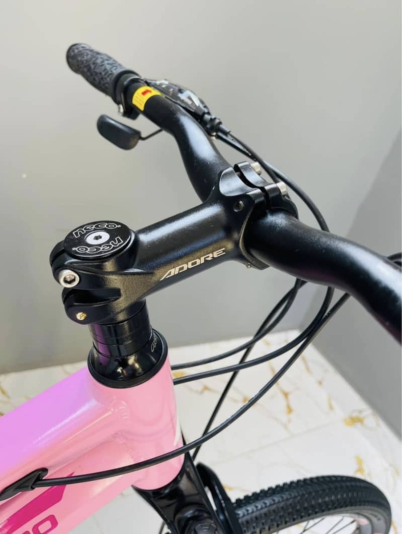 Adore G520  / +923079565798

                                                            alt=