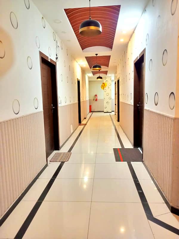 Luxury furnished 2bed appartment for rent in bahria town phase 2

                                                            alt=