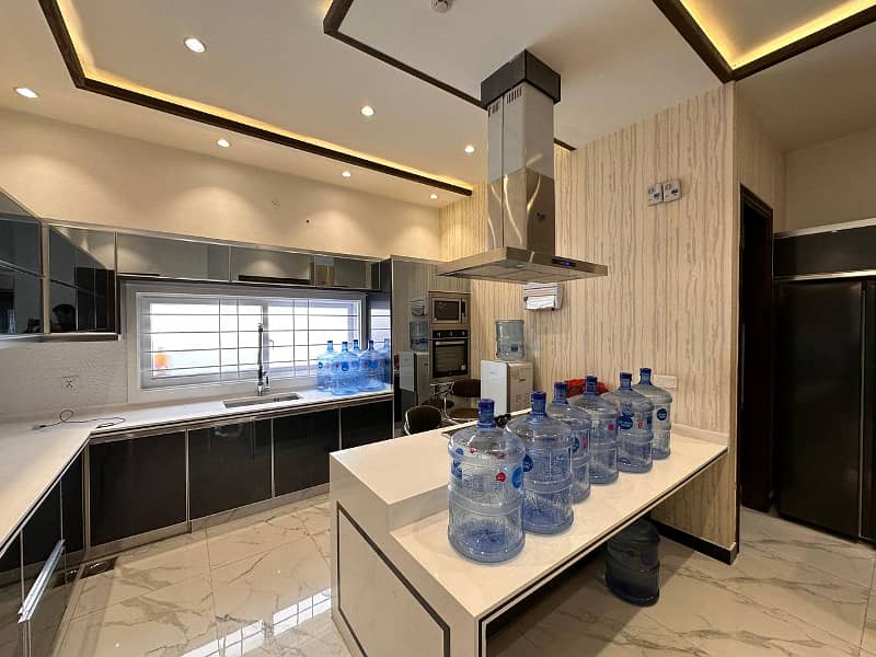 Modern 1 Kanal Furnished House For Rent In DHA Phase 6, Lahore

                                                            alt=