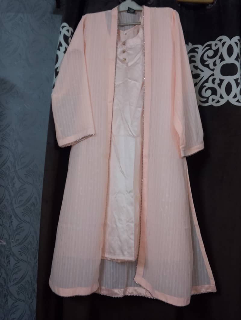 4pc dres stitched suit only one time used

                                                            alt=