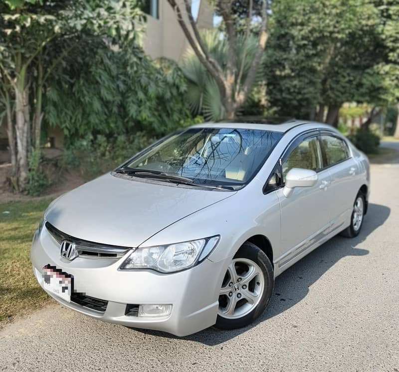 Honda Civic reborn 2008 model

                                                            alt=