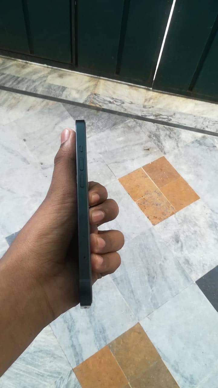 Iphone 13

                                                            alt=