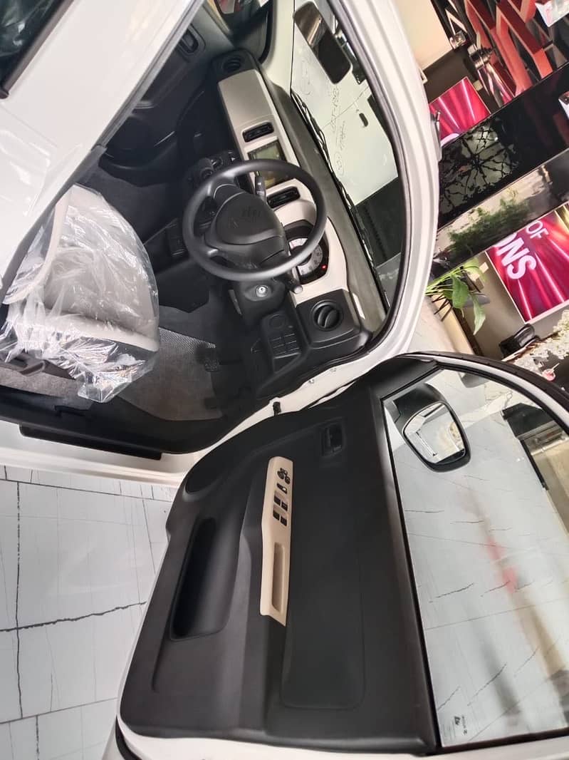 Suzuki Alto On instalments

                                                            alt=