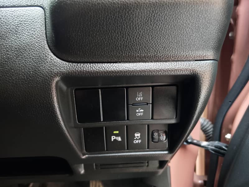 Suzuki wagon r 2023 FX Automatic 2025 import

                                                            alt=