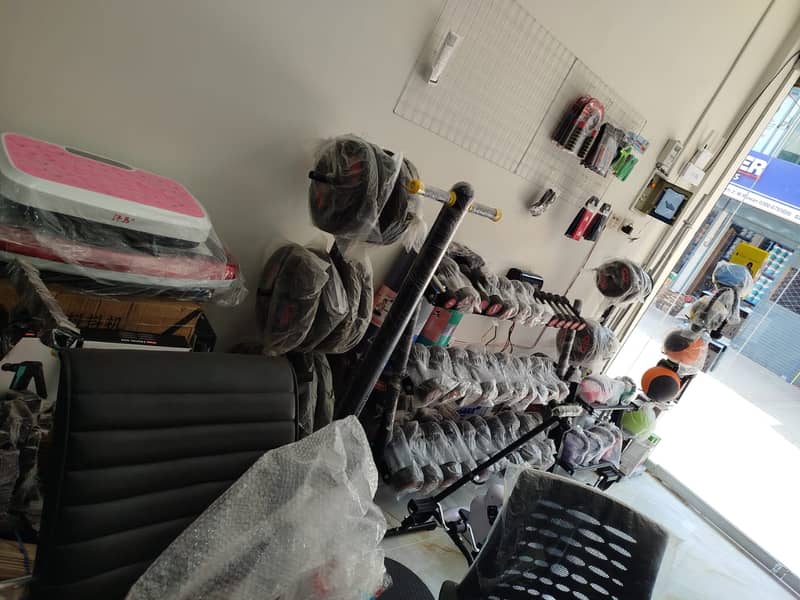 Dumbbells, Treadmill, Cycle, Elliptical Exercise, Home Gym machines

                                                            alt=