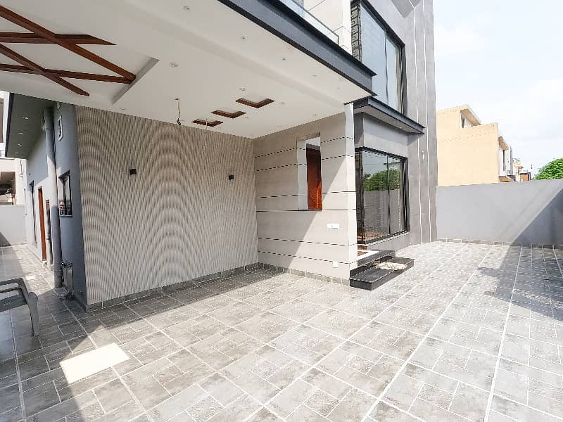 Get Your Dream Prime Location House In Central Park - Block A Lahore

                                                            alt=