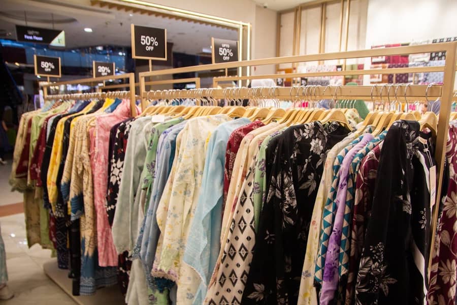 High Rented Shop For Sale

                                                            alt=