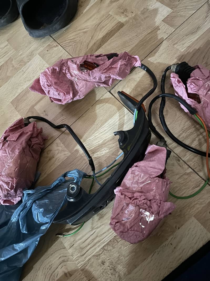 HONDA 125 INDICATORS

                                                            alt=