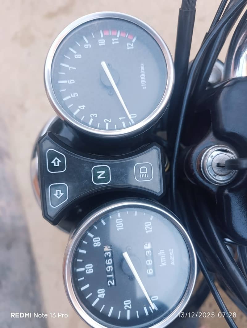  Suzuki GS 150 SE – Model 2017 (Touring Beast) | Just Buy & Ride 

                                                            alt=