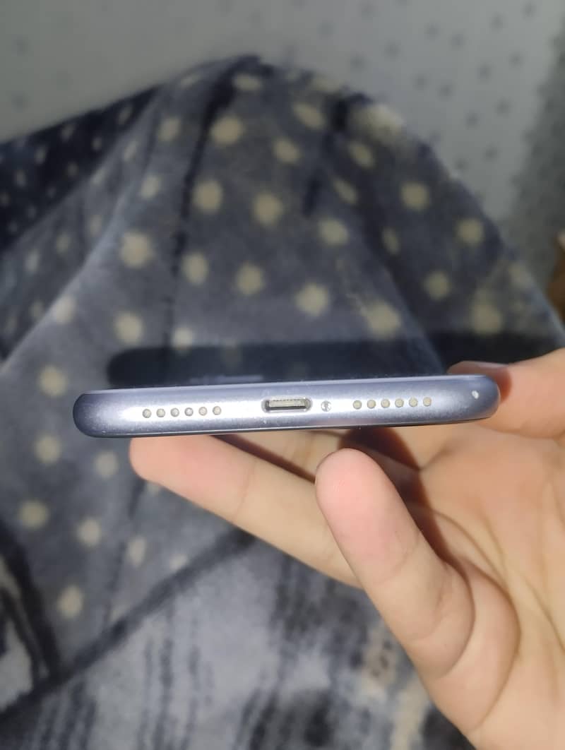 iphone 11 pta 128gb 76 battery health

                                                            alt=