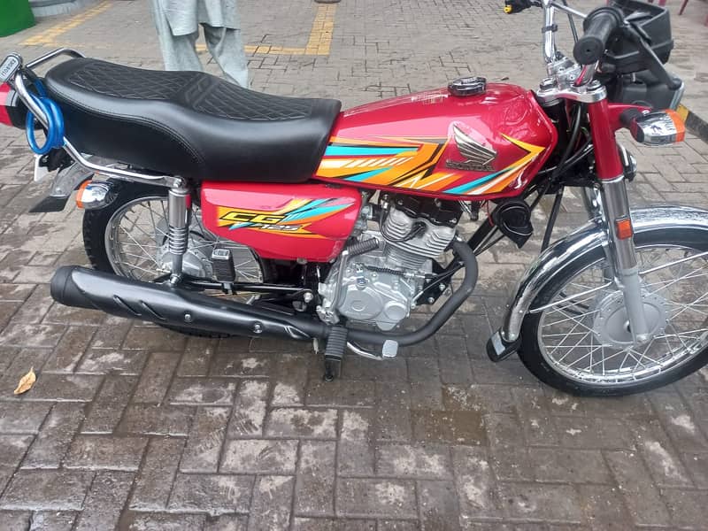 Honda CG 125 | Model 2025 | Brand New Bike

                                                            alt=