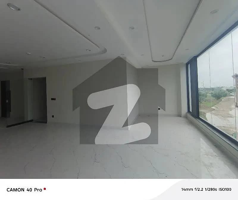 8 Marla Commercial Floor Available for rent on prime location of MB Phase 6 DHA Lahore

                                                            alt=