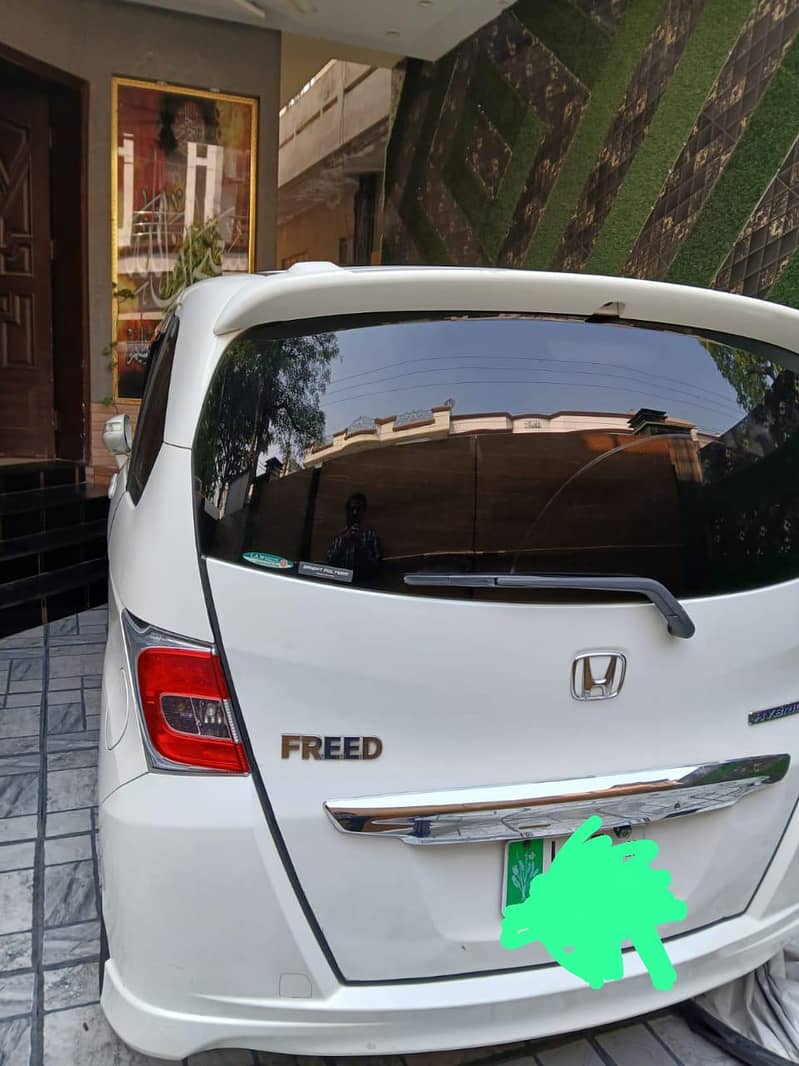 honda

                                                            alt=