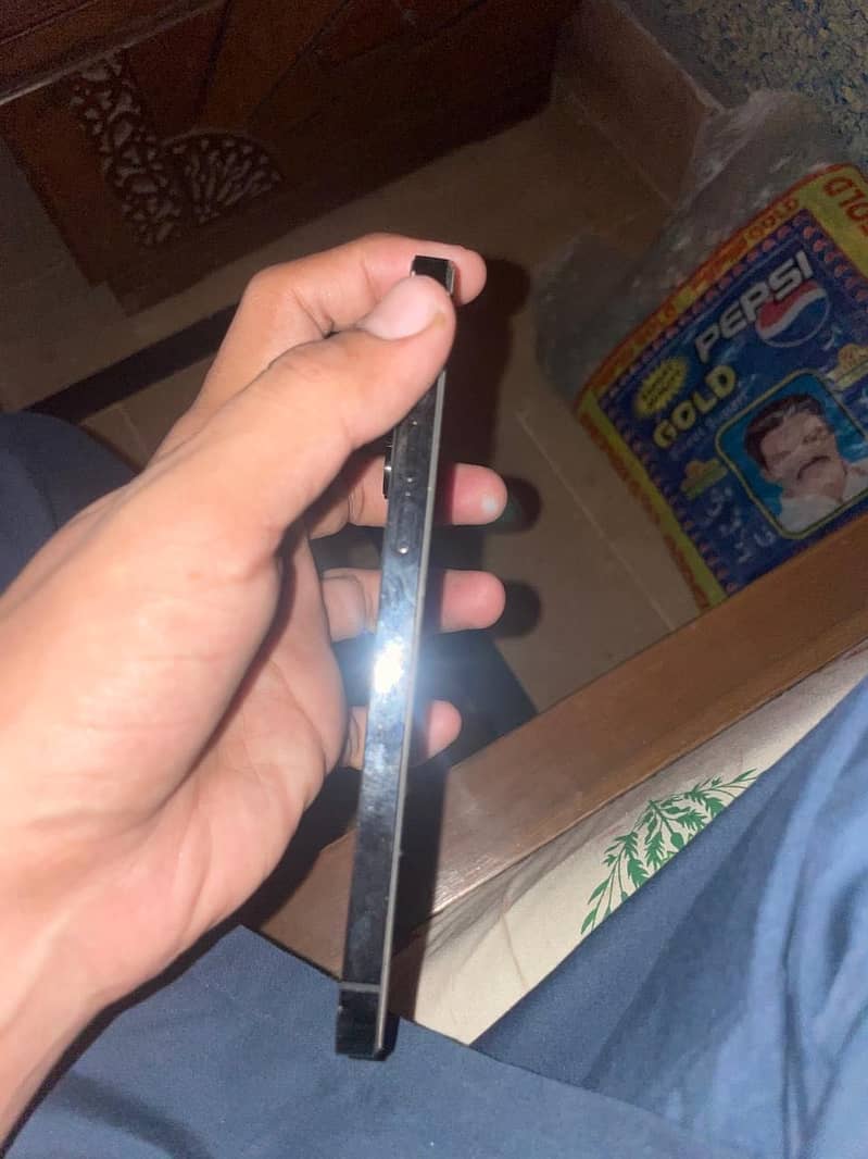 14 pro max 128gb jv

                                                            alt=