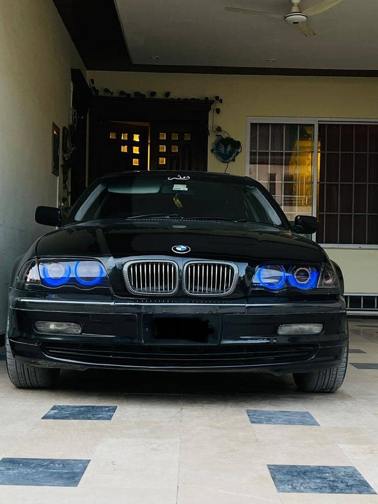 BMW 318i 2001/ 2004

                                                            alt=