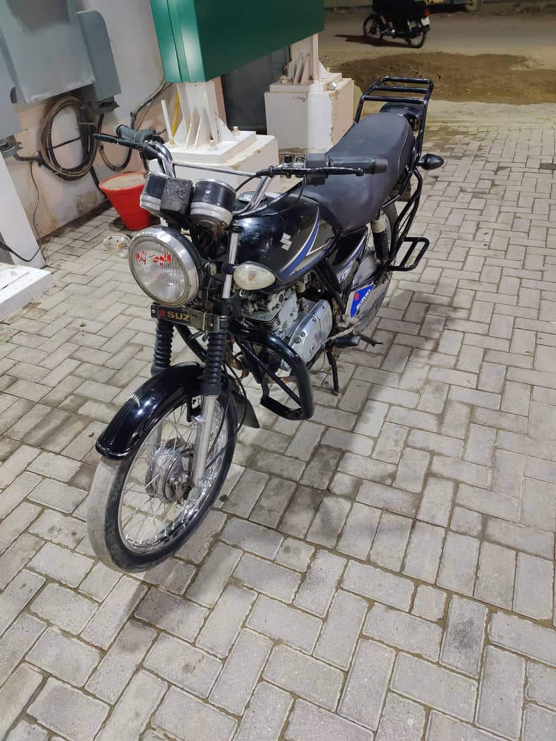 gs 150  2014 model self on battery new

                                                            alt=