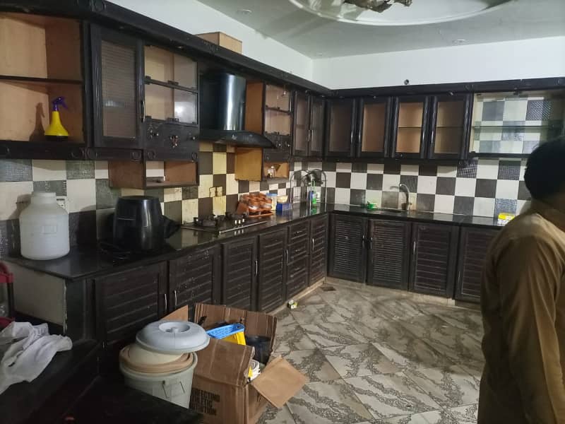 9MARLA DOUBLE STORY HOUSE AVAILABLE FOR RENT IN JOHAR TOWN PH 2

                                                            alt=