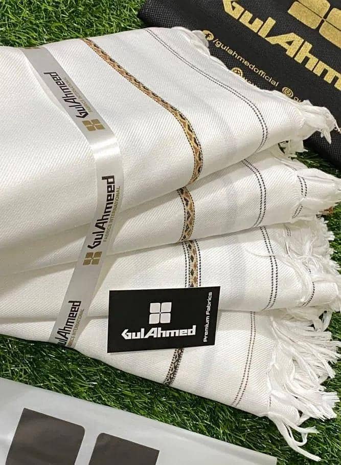 1 Pc Men's Wool Plain Shawl

                                                            alt=