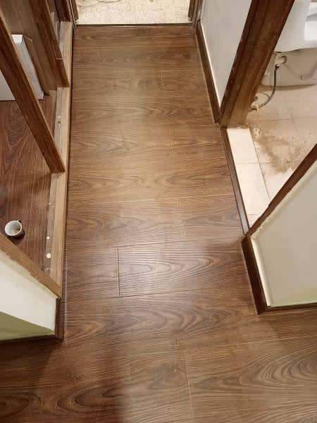 wooden flooring laminated vinyl pvc floor artificial grass Grand inter

                                                            alt=