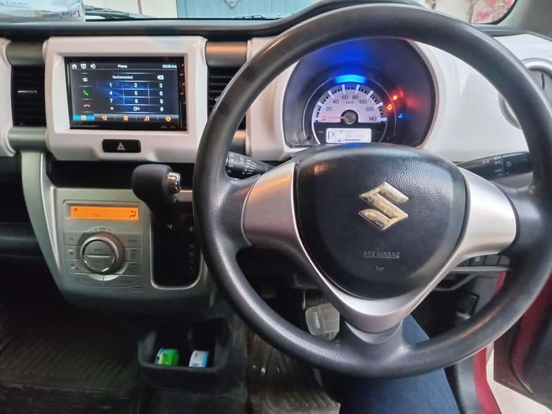 Suzuki Hustler

                                                            alt=