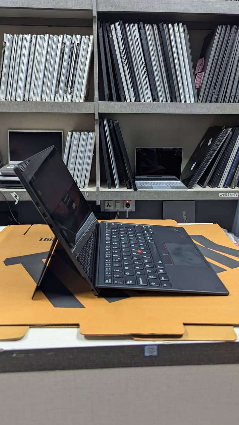 Lenovo Thinkpad X1 16 GB Ram 256 GB SSD Core i7 8th Generation

                                                            alt=