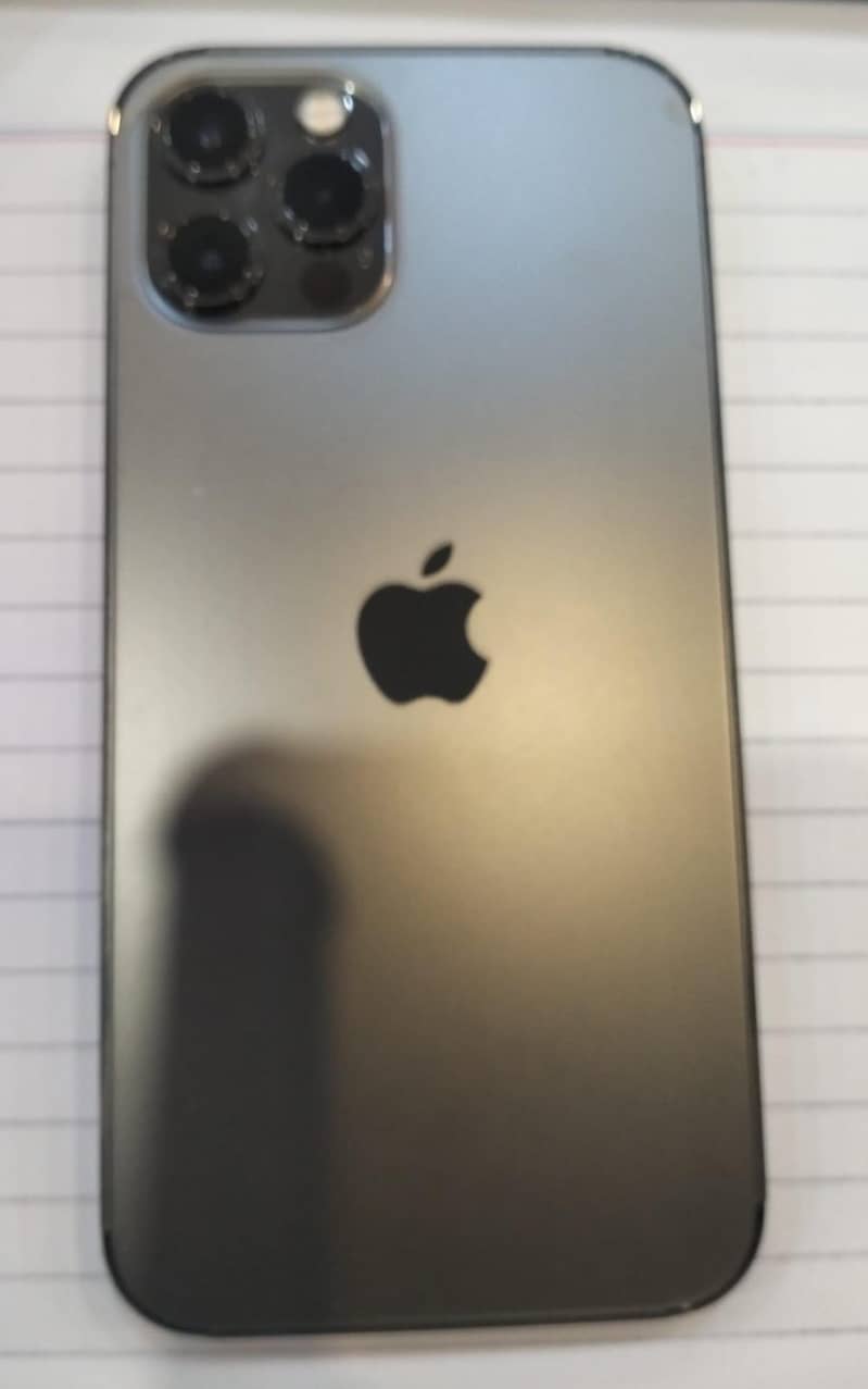 iPhone 12 Pro 10/10 condition

                                                            alt=