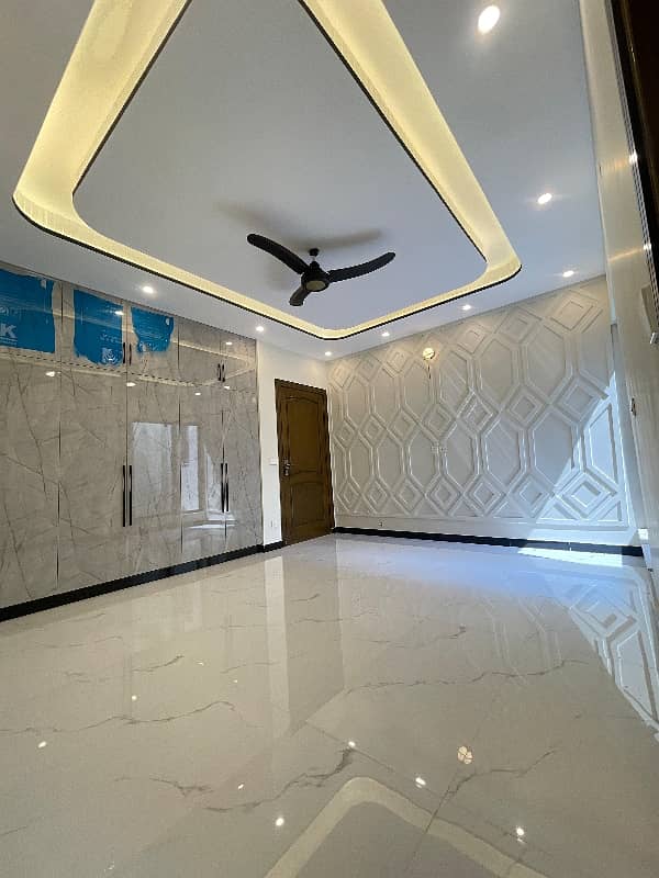 Bani Gala 10 Marla Double Story Brand New House Available For Sale

                                                            alt=