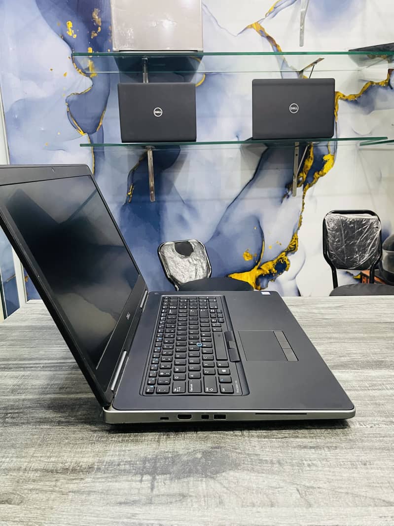 Dell precision 7720 i7 7th gen 4gb Nvidia graphics card

                                                            alt=