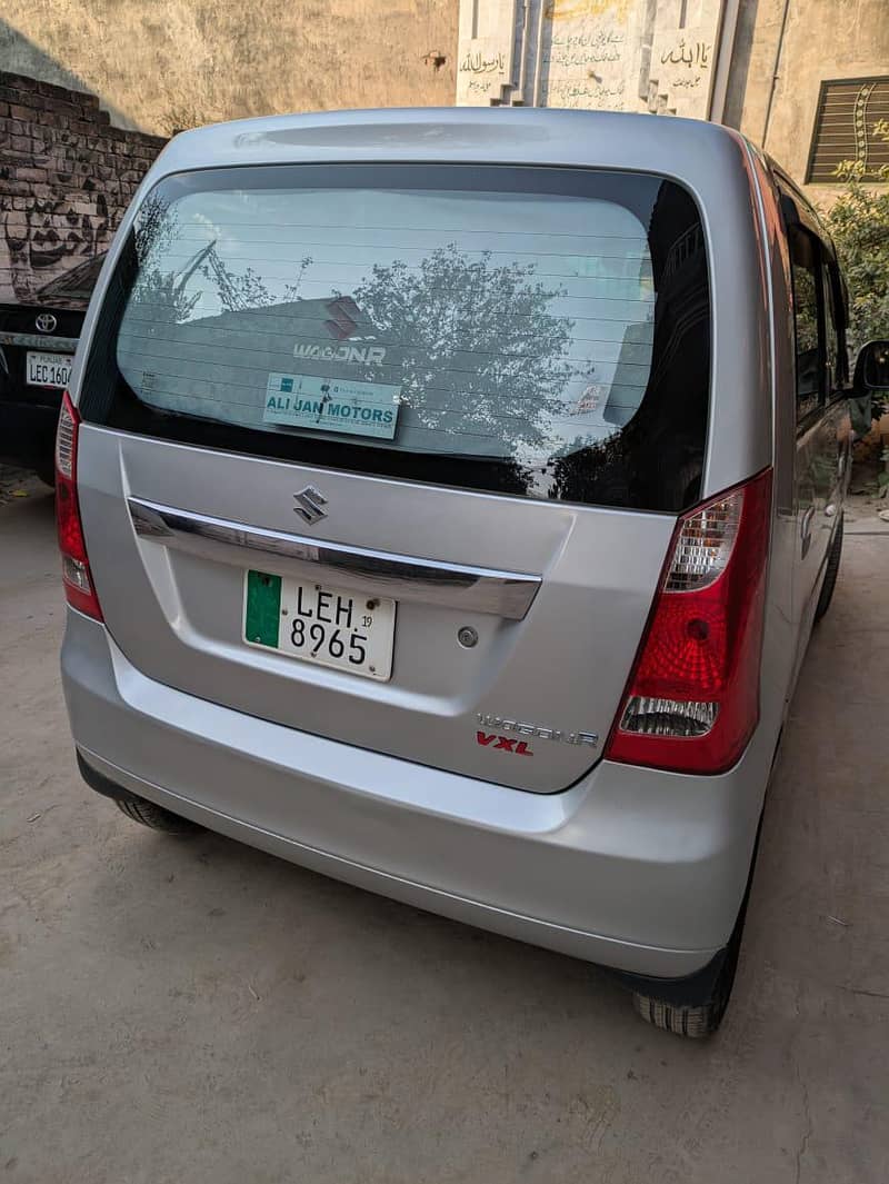 Suzuki wagnor VXL 2019

                                                            alt=