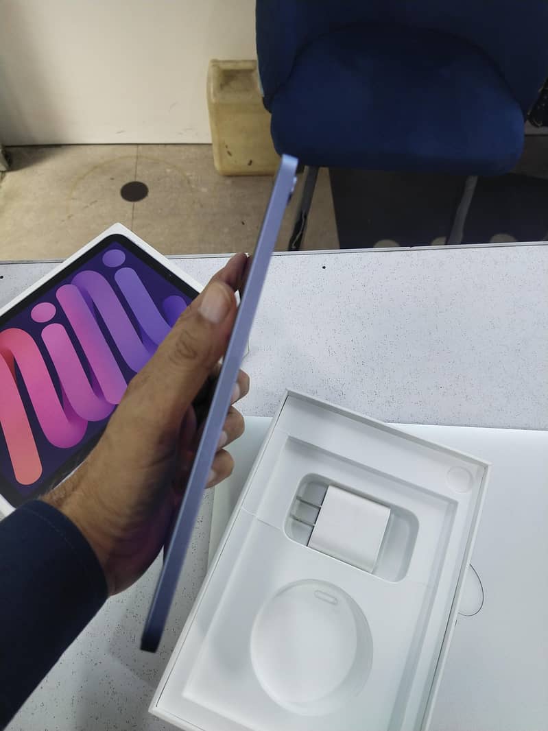 iPad Mini 6, 64Gb with Pencil

                                                            alt=