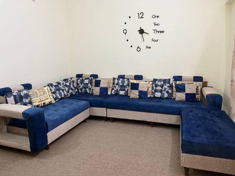 9 seat sofa set

                                                            alt=