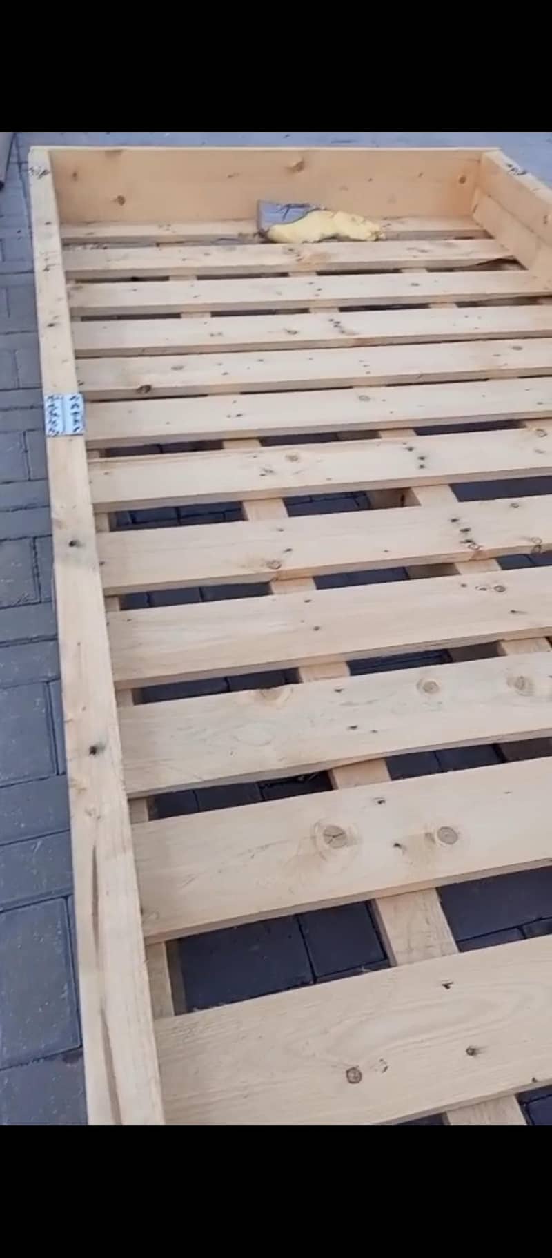 wooden pallet

                                                            alt=