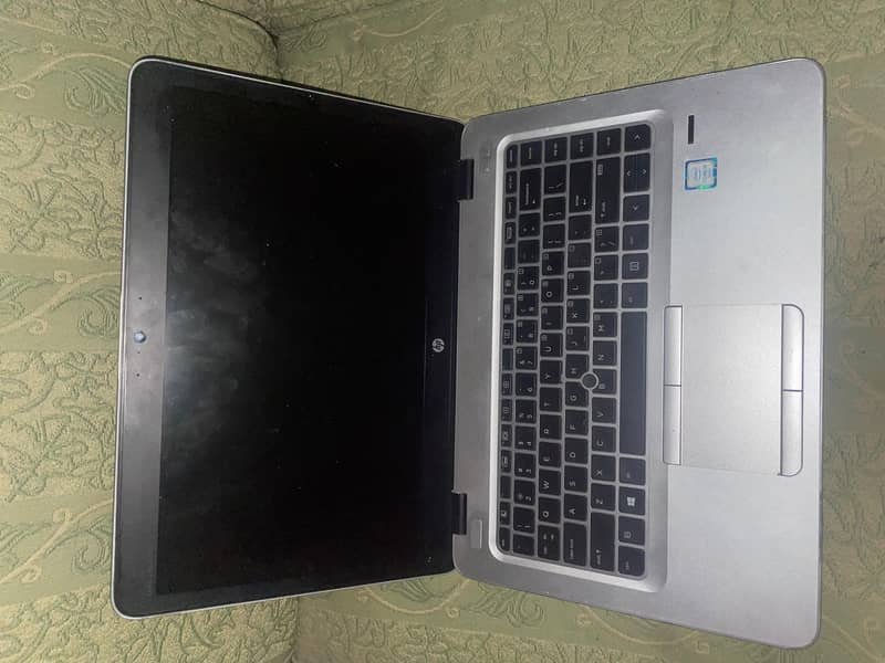 core i5 in excellent condition scratches sheeting on laptop

                                                            alt=