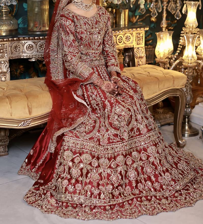 Wedding Dress

                                                            alt=