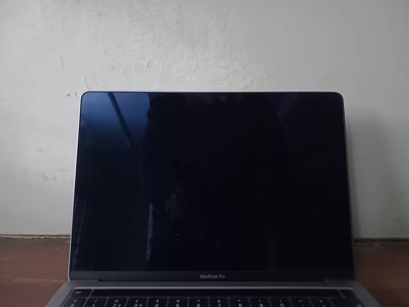 Apple Macbook Pro / Apple laptop/ Macbook for sale

                                                            alt=