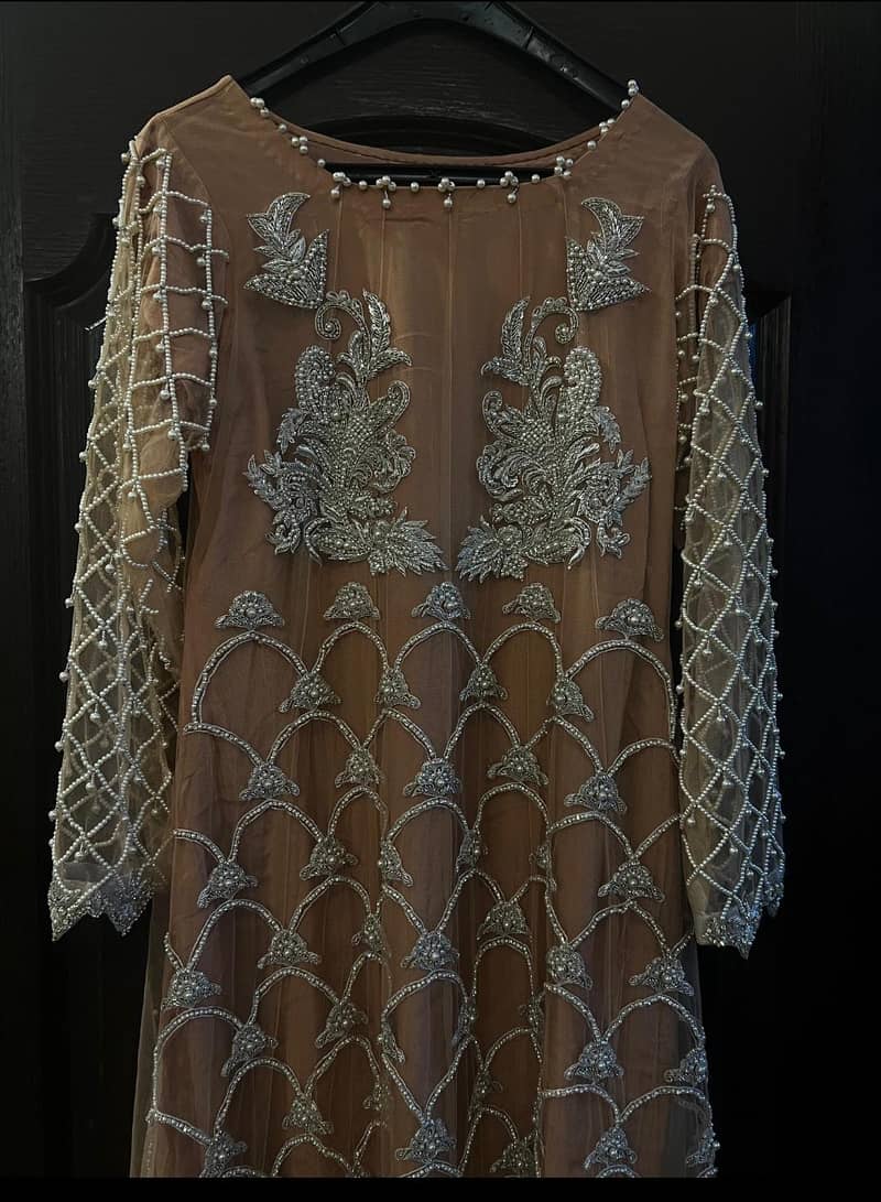 Party wear/ wedding wear maxi

                                                            alt=