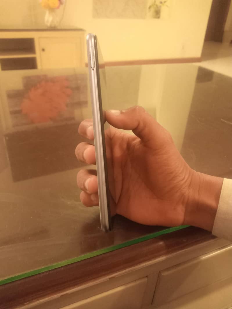 Vivo Y20 4GB +64GB || 03706841400 whatapp number

                                                            alt=