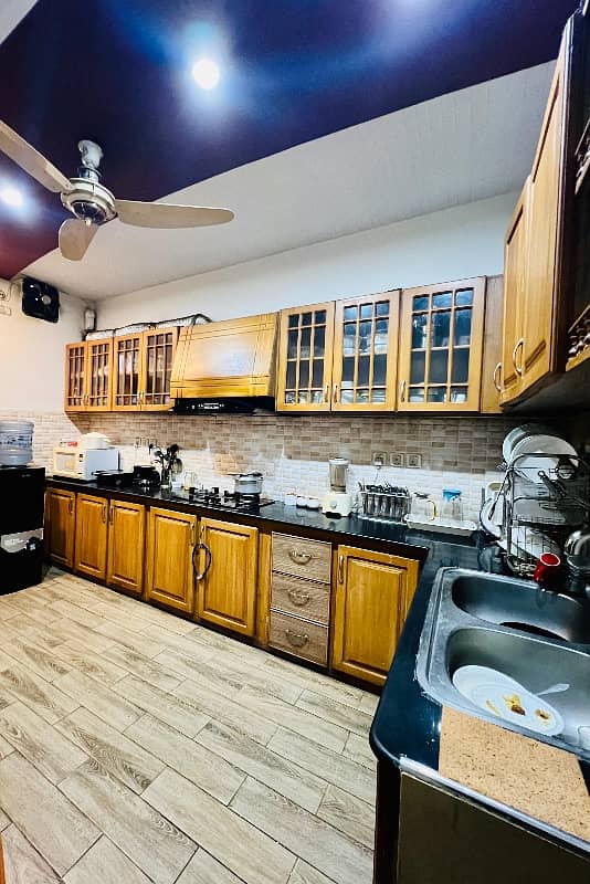 7 Marla Used House Avilaabe For Sale With Gass

                                                            alt=