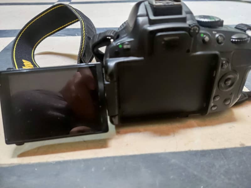 Dslr Camera Nikon d5100

                                                            alt=