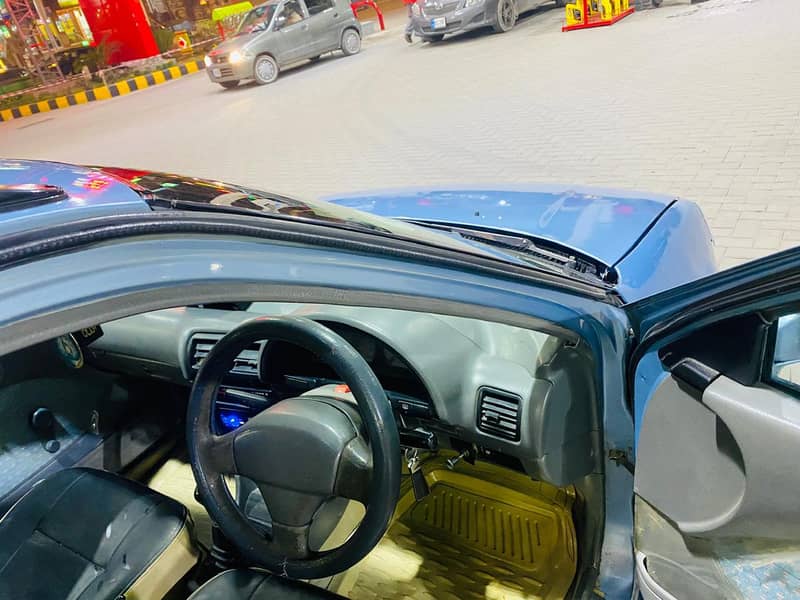 Suzuki cultus

                                                            alt=