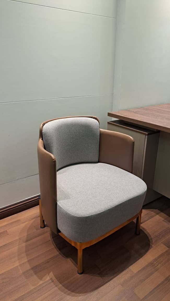 arm chair / modern chairs / office chair / boss chair / backrest chair

                                                            alt=