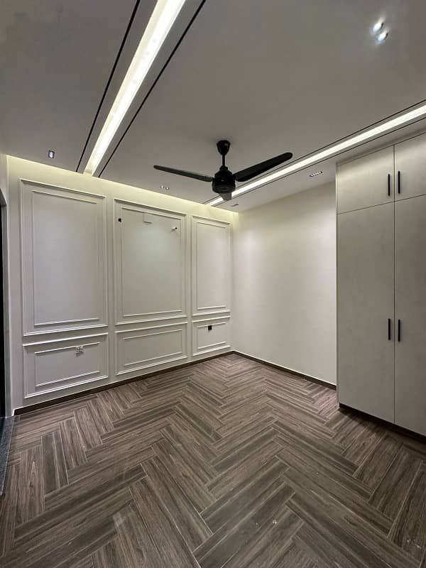 3 Years Installments Plan Brand New House For Sale In Park View City

                                                            alt=