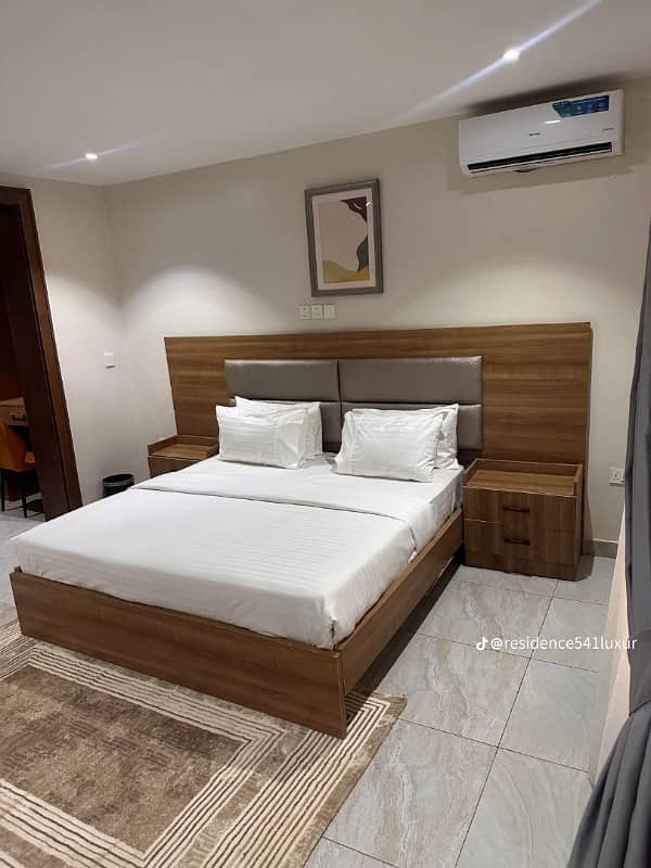 One bed apartment per day available Gulbarga green Islamabad

                                                            alt=