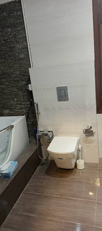 PHASE 6 VIP LAVISH FURNISHED BUNGALOW FOR RENT 1000 YRAD WITH POOL BASEMENT ONLY FOR MULTI NATIONAL COMPANY CLINT

                                                            alt=