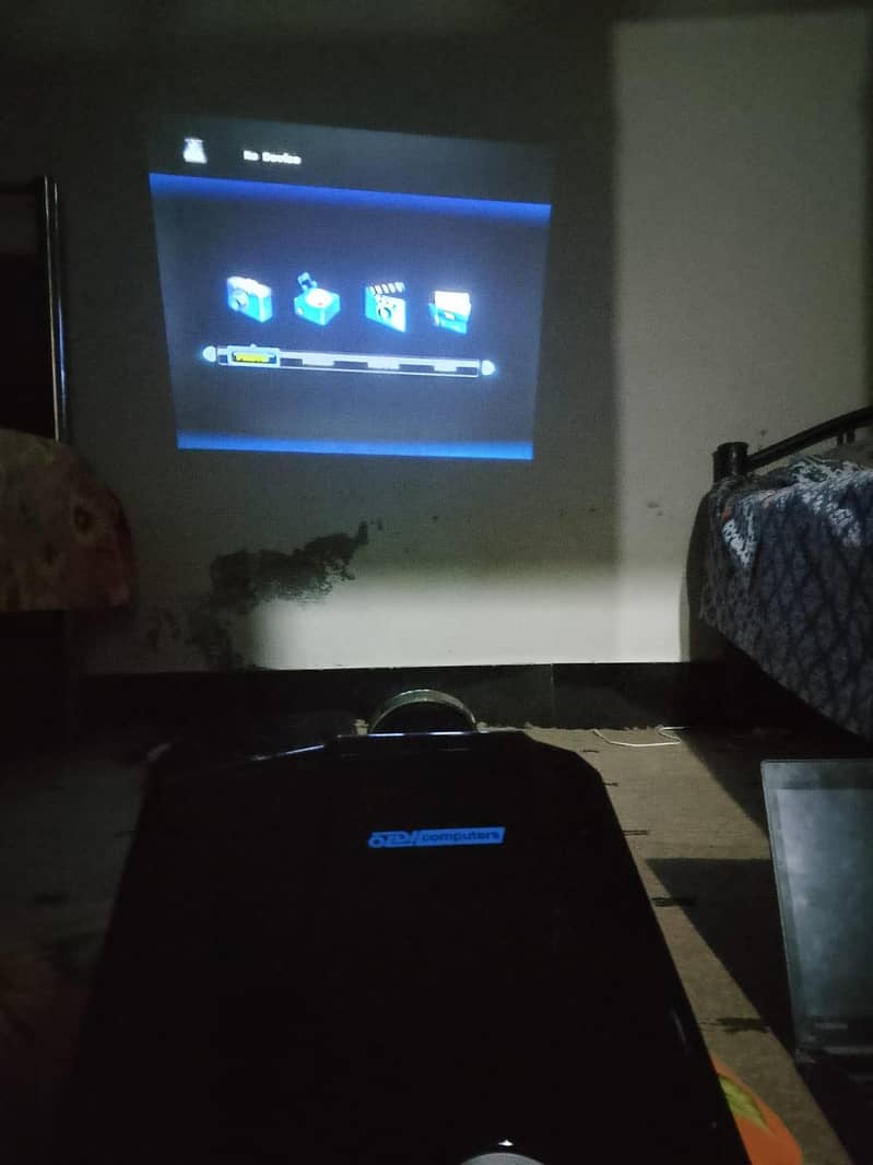 projector

                                                            alt=